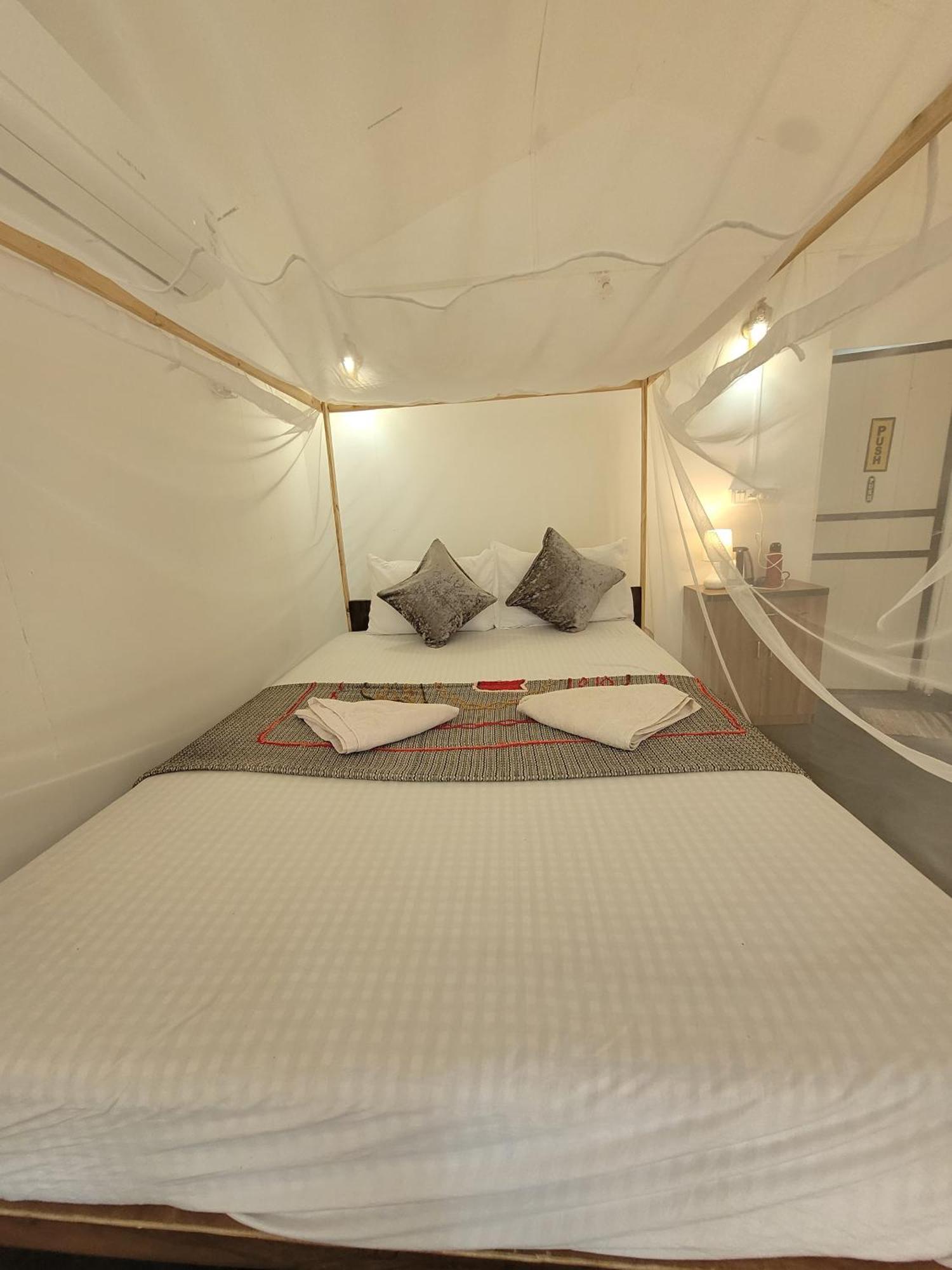 Kashinath Beach Huts Agonda Ngoại thất bức ảnh